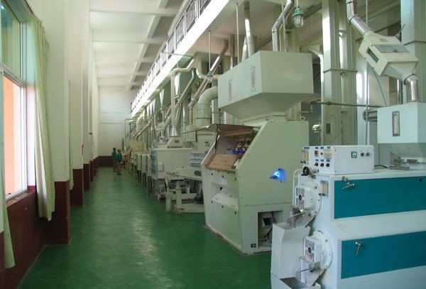 楼房式大米加工成套设备(图3) 楼房式大米加工成套设备(图3)